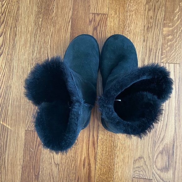 Ugg Bailey Button Black - Picture 9 of 12